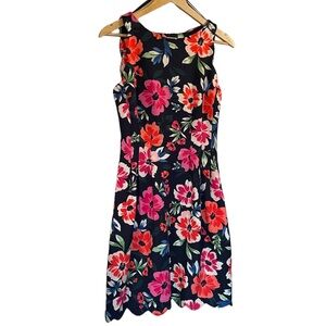 VINCE CAMUTO Navy Floral Dress Scalloped Hem Sleeveless - Size 4